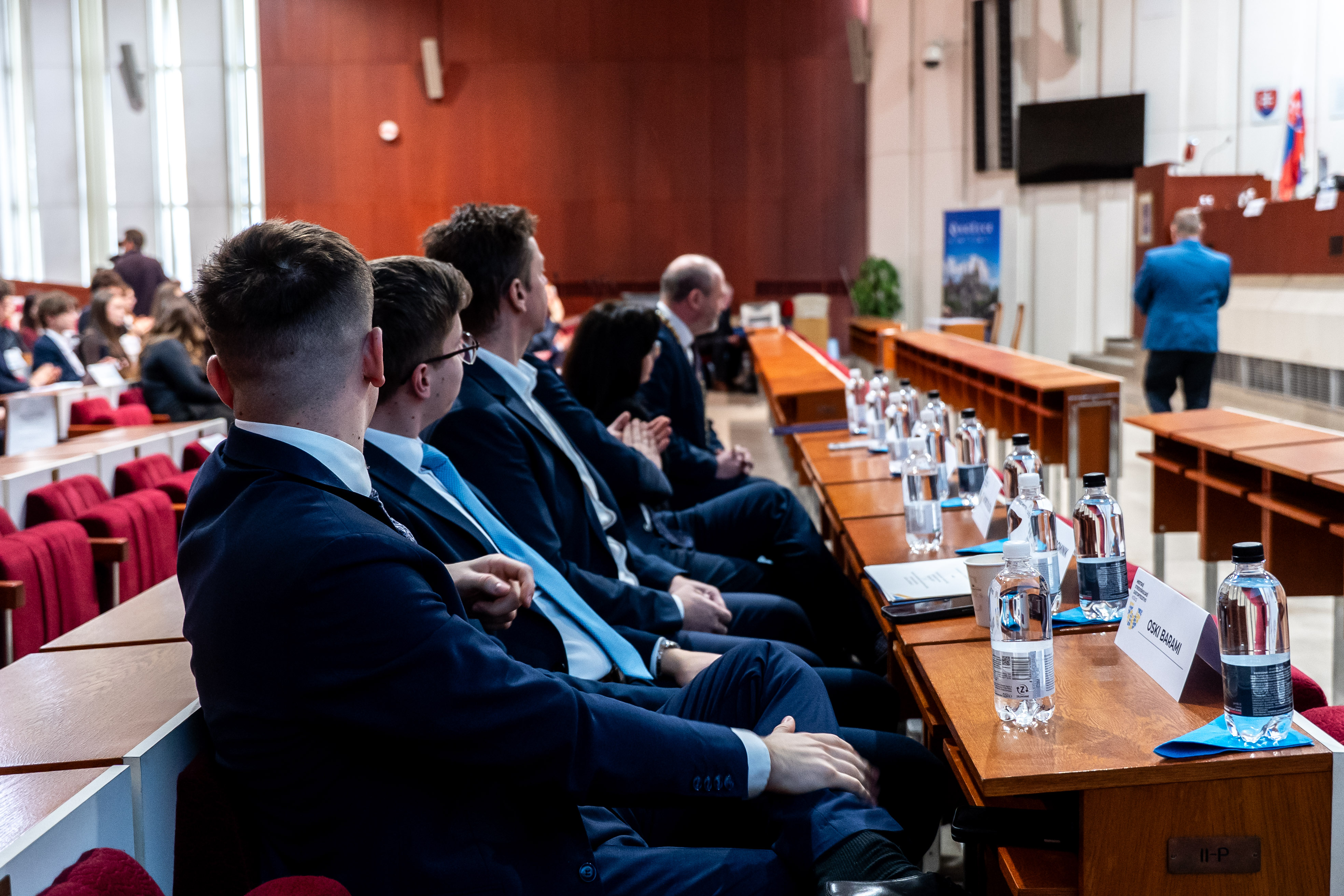 Prve studentske zastupitelstvo-25